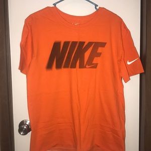 Nike T-shirt